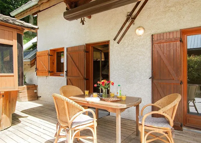 Meleze By Leavetown Vacations Chalet